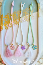 Μαρτυρικα βαπτισης βραχιολια λουλουδια